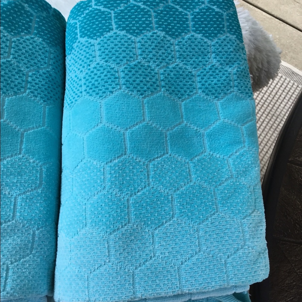🎈 Set of 2 beach towels - Picture 2 of 4